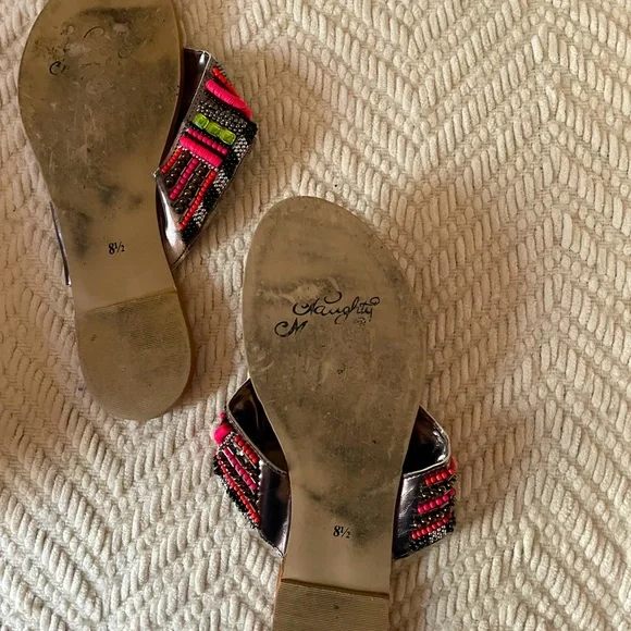 Naughty Monkey Electric Shine Fuchsia Thong Sandals - Picture 5 of 5